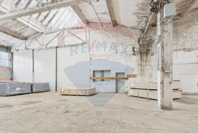 Spațiu industrial, de 432 mp, în Bartolomeu