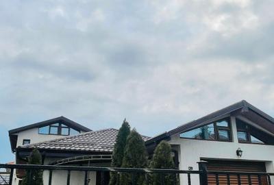 Casă individuală cu 5 camere în Km 5