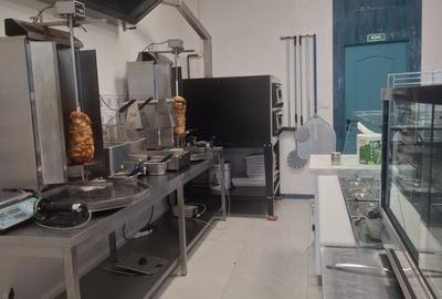 Exclusivitate! Fast food, 82mp, complet utilat, zona Centrala - 3