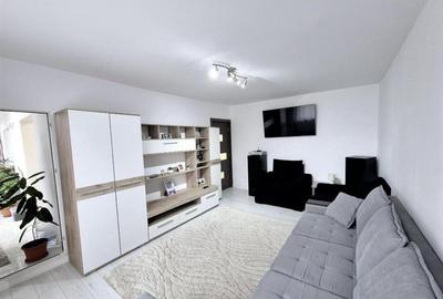 Apartament cu 3 camere decomandat în Cug