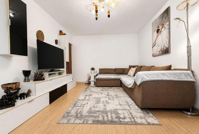 Apartament 3 camere Basarabia | 2 Bai - 2 Balcoane | An 1982 - 1