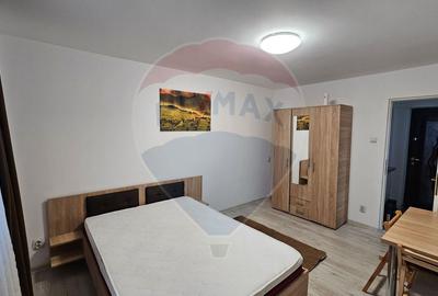 Apartament cu 1 camere de închiriat în zona 1 Mai - 7