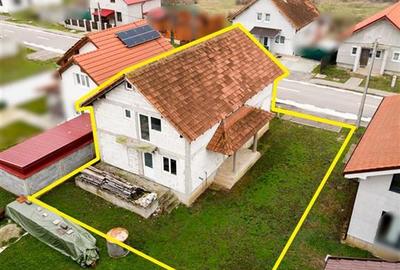 Casă cu 4 camere în Palota