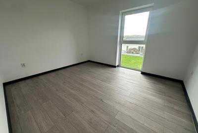 Casa Duplex 107 mp, 4 camere| teren 370  mp| zona Sebeș - 4