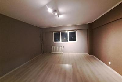 Apartament cu 2 camere decomandat, mobilat în Unirii