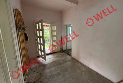 Casă de familie cu 2 niveluri de vânzare în Mereni, la drumul principal! - 7
