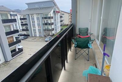 Vand apartament 3 camere Covaciu Nou - 2
