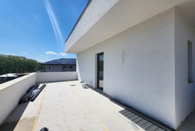 Casa individuala , 4 camere, 3 bai, garaj 26 mp , terasa 40 mp, VALEA ADANCA - 26