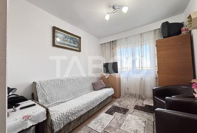 De vanzare apartament 3 camere decomandate Mehedinti - 1