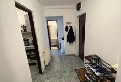Apartament 2 camere decomandat,etaj 3, Zona Milcov - 2