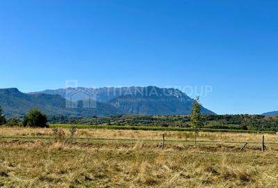 Teren intravilan parcelabil, priveliște spre munți, Sohodol, Bran - 1