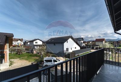 CASA TIP DUPLEX cu 5 camere de vanzare| Cartier Izvor | COMISION 0% - 42