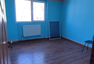 Ap. 3dec. Micro 38, etaj 3, 68mp - 6