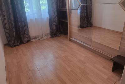 Apartament cu 3 cam - Str Resita - 20