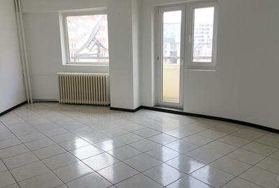 Calea Calarasilor,  Delea, vanzare apartament 4 camere - 1