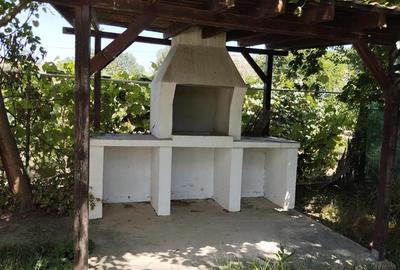 Vila de vanzare cu acces la padurea Izvorani in spatele casei si aproape de cent - 20