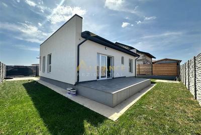 Casa individuala - 3 camere - 2 bai -310 mp teren - 7