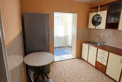 Apartament cu 3 camere în Poarta 6