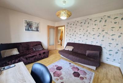 Lânga Medicină și Prefectură-pe frumoasa stradă Nicolae Iorga - 1