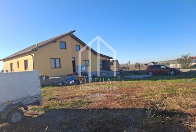 Casă individuală cu 4 camere în Șura Mare