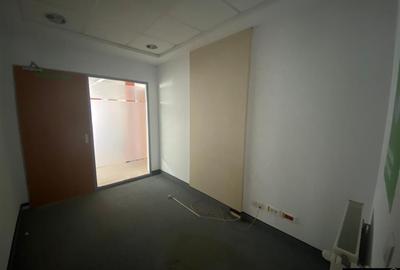De inchiriat spatiu comercial premium – fost sediu OTP Bank - 7