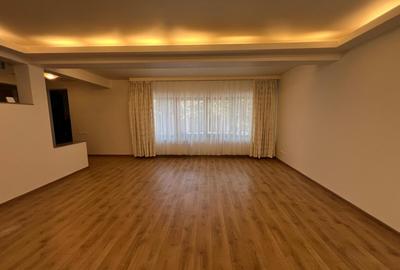 PIPERA IANCU NICOLAE  DE INCHIRIAT VILA SPATIOASA IN COMPLEX - 9