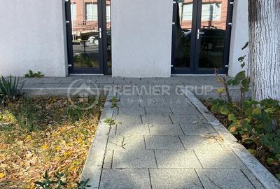 Spatiu comercial 3 incaperi 36mp cu  loc de parcare, Podu Roș, CT - 8