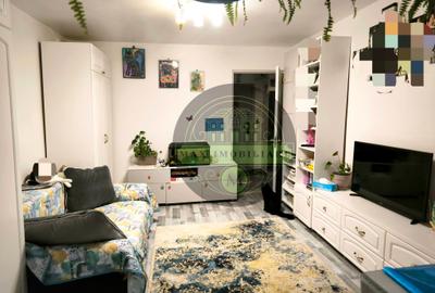 Apartament 2 camere, confort 2A, decomandat, situat în zona Vest, Ploiești - 1