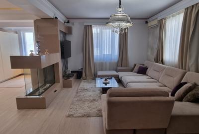 Apartament cu 5 camere decomandat în Herăstrău