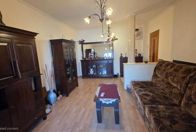 Apartament cu 2 camere decomandat în Kiseleff