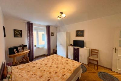 Apartament decomandat 70 mp utili 2 bai pivnita si curte 58 mp Central - 10