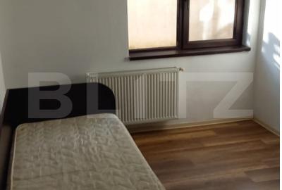 Apartament mobilat, 3 camere, 63 mp, curte 49 mp, parcare, cart Europa ! - 8