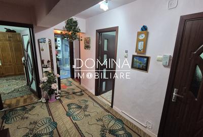 Vânzare apartament 4 camere, 93 mp, în Târgu Jiu, strada Nicolae Titulescu - 5