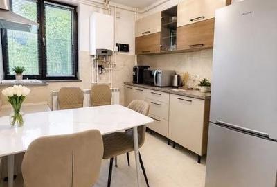 2 Camere 48mp Zona Centrală Gaze Renovat - 5