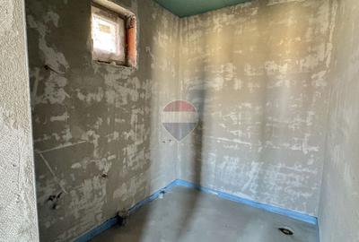 Casă cu 4 camere la alb de vânzare in Livada de Bihor - 7