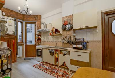 Apartament bd Dacia - Polona - garaj si boxa - pt birouri sau locuinta - 14