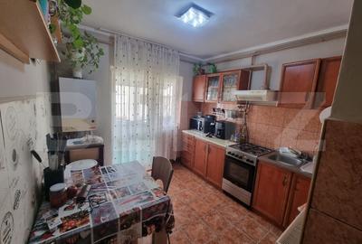Apartament cu 2 camere decomandat, mobilat în Micro 17