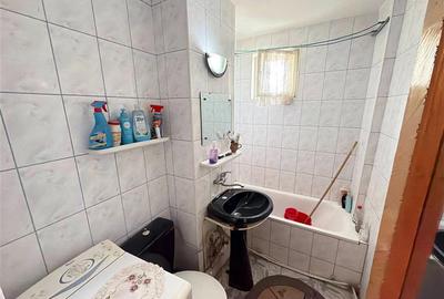 Apartament cu 2 camere decomandat langa hotel Roman - 8