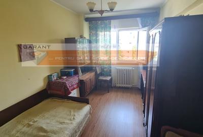 Apartament 3 camere Gavana 3, decomandat, spatios, liber. - 4