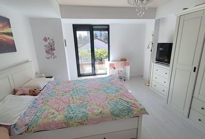Apartament cu 3 camere decomandat, mobilat în Inel I