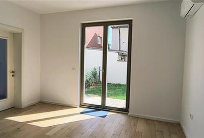 Oferta Premium: Apartament cu Gradina in Complexul Monarch,COMISION 0% - 16
