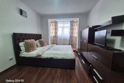 De vânzare – Apartament 2 camere, zona Precista / Școala nr. 10, Piatra-Neamț - 1
