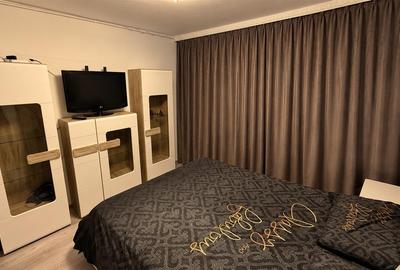Apartament cu 3 camere decomandat, mobilat în Ozana