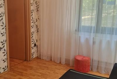 Apartament 2 camere, parter, mobilat – Petrișor - 2