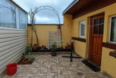 Bucurestii Noi, bd. 16 Februarie, imobil P+E, Parter, sup. 56mp, curte - 18