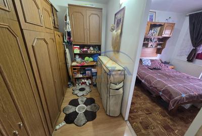 Apartament 2 camere, Oituz, 44 mp, 2 balcoane, etaj 4/4, comision 0 - 6
