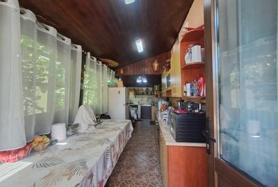 Casa individuala cu piscina. P+1+M. zona foarte buna - 50