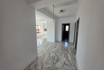 Exclusivitate! Casa cocheta la sol, 3 camere, finisaje premium, partea dreapta! - 4