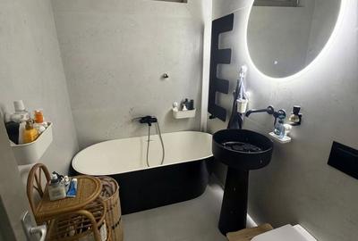 Apartament cu 3 camere decomandat, mobilat în Aviatorilor