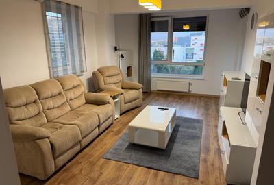 Apartament cu 3 camere semidecomandat în Militari